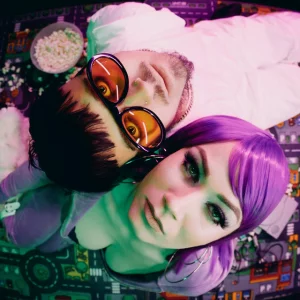 BESS & Käärijä - Kaistaa